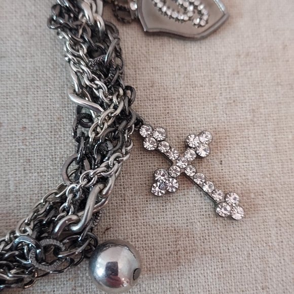 Bracelet or silver and black metal with rhinestones by Guess - Picture 4 of 4